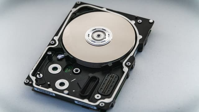 4 Cara Mengatasi HDD Tidak Terbaca di BIOS: Ampuh dan Berhasil!